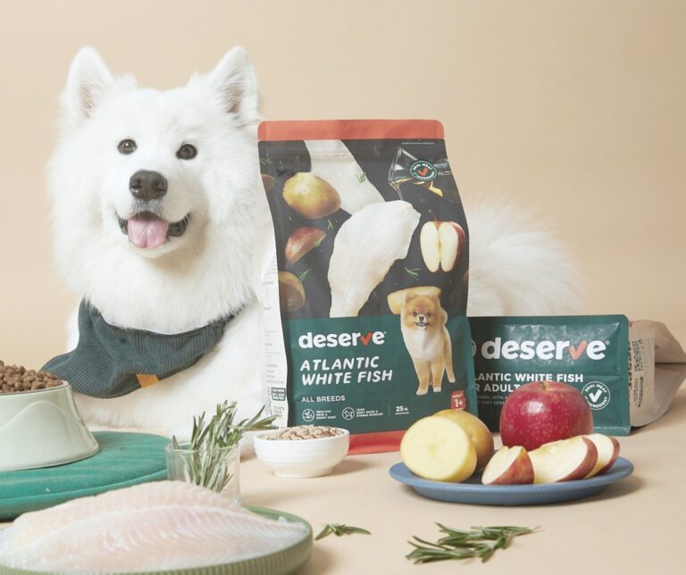 อาหารสุนัขเกรดโฮลิสติกคืออะไร - น้องหมาซามอยด์กับอาหารเม็ด Deserve Atlantic White Fish